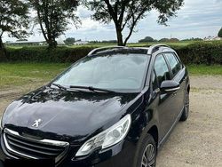Schwarz Gebraucht 2014 Peugeot 2008 Active SUV | 5.600 € (Etwas zu teuer)
