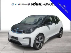 Weiß Gebraucht 2022 BMW i3 Comfort Edition Kleinwagen | 20.890 € (Fairer Preis)