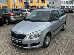 Silber Gebraucht 2011 Skoda Fabia Cool Edition Kleinwagen | 5.000 € (Fairer Preis)