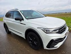 Weiß Gebraucht 2024 VW Tiguan Allspace SUV | 46.990 € (Teuer)
