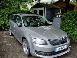Beige Gebraucht 2015 Skoda Octavia Style Kombi | 11.700 € (Fairer Preis)