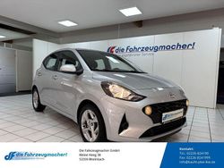 Silber Gebraucht 2022 Hyundai i10 Trend Kleinwagen | 11.788 € (Fairer Preis)
