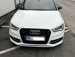 Weiß Gebraucht 2016 Audi S3 Design Limousine | 25.000 € (Teuer)