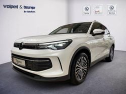 Pure white Gebraucht 2024 VW Tiguan Life SUV | 31.740 € (Fairer Preis)