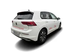 Weiss Gebraucht 2024 VW Golf VIII Move Limousine | 25.349 € (Fairer Preis)