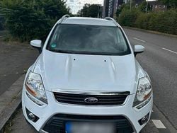 Weiß Gebraucht 2012 Ford Kuga S SUV | 6.000 € (Guter Preis)