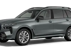 Grau Gebraucht 2025 BMW X7 M Sport SUV | 111.122 €