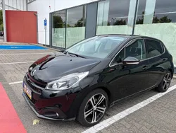 Schwarz Gebraucht 2018 Peugeot 208 Allure GT-Line Kleinwagen | 10.500 € (Fairer Preis)