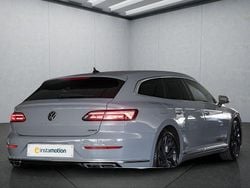 Grau Gebraucht 2024 VW Arteon Kombi | 50.199 €