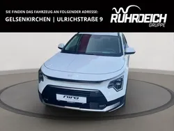 Weiss Neu 2024 Kia Niro Spirit SUV | 40.888 € (Etwas zu teuer)