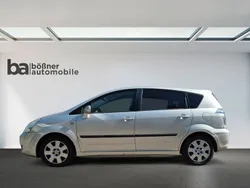 Silber Gebraucht 2007 Toyota Corolla Verso Van / Kleinbus | 3.990 € (Guter Preis)