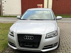 Silber Gebraucht 2010 Audi A3 Limousine | 6.599 € (Fairer Preis)