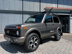 Lada Urban