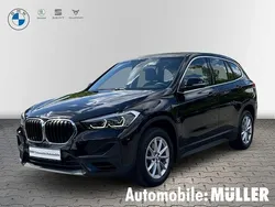 Schwarz Gebraucht 2020 BMW X1 Advantage SUV | 22.890 € (Fairer Preis)