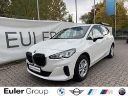 Weiss Gebraucht 2022 BMW 218 Active Tourer Van / Kleinbus | 22.499 € (Guter Preis)
