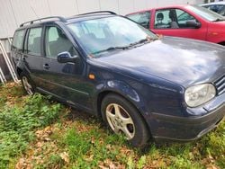Blau Gebraucht 2001 VW Golf IV Kombi | 700 € (Superpreis)