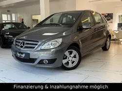 Grau Gebraucht 2009 Mercedes B170 Avantgarde Van / Kleinbus | 5.975 € (Guter Preis)