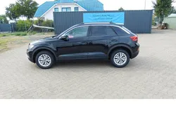 Schwarz Gebraucht 2024 VW T-Roc Life SUV | 22.990 € (Guter Preis)