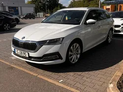 Weiß Gebraucht 2021 Skoda Octavia Kombi | 20.500 € (Fairer Preis)