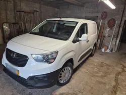 Weiß Gebraucht 2020 Opel Combo Edition Van / Kleinbus | 9.900 € (Superpreis)
