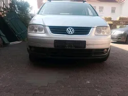 Silber Gebraucht 2004 VW Touran Van / Kleinbus | 2.000 € (Guter Preis)