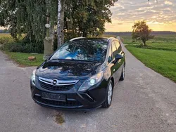 Schwarz Gebraucht 2012 Opel Zafira Tourer Sport Van / Kleinbus | 8.200 € (Etwas zu teuer)