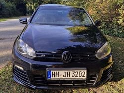 Schwarz Gebraucht 2010 VW Golf VI R Limousine | 15.000 €