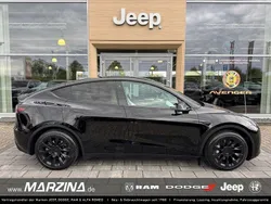 Schwarz Gebraucht 2023 Tesla Model Y SUV | 29.890 € (Superpreis)