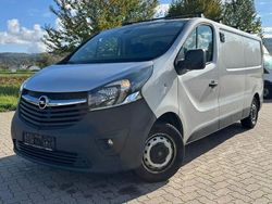 Aluminium silber/grey(m2) Gebraucht 2015 Opel Vivaro Van | 9.999 € (Fairer Preis)