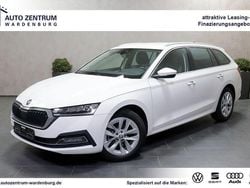 Weiß Gebraucht 2023 Skoda Octavia Style Kombi | 19.920 € (Guter Preis)