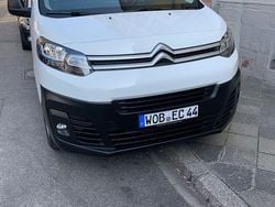 Weiß Gebraucht 2021 Citroën Jumpy Profi Van / Kleinbus | 18.499 € (Guter Preis)