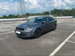 Grau Gebraucht 2012 VW Jetta Limousine | 6.500 € (Fairer Preis)