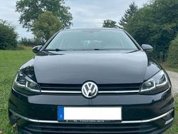 Schwarz Gebraucht 2018 VW Golf VII Highline Kombi | 11.800 € (Guter Preis)