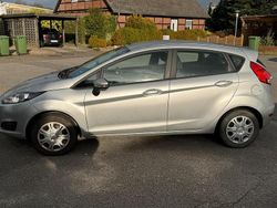 Silber Gebraucht 2014 Ford Fiesta Kleinwagen | 4.600 € (Guter Preis)
