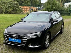 Schwarz Gebraucht 2022 Audi A4 Sport Kombi | 16.900 € (Fairer Preis)