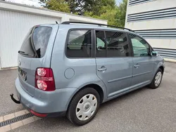 Grau Gebraucht 2009 VW Touran Freestyle Van / Kleinbus | 3.900 € (Fairer Preis)