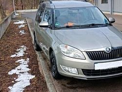 Grau Gebraucht 2014 Skoda Roomster Van / Kleinbus | 3.400 € (Guter Preis)