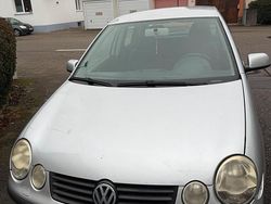 Silber Gebraucht 2002 VW Polo Kleinwagen | 1.099 €