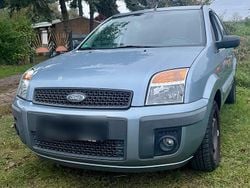 Blau Gebraucht 2009 Ford Fusion Kleinwagen | 2.200 € (Fairer Preis)