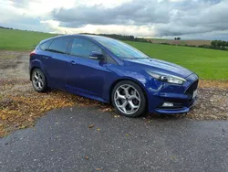 Blau Gebraucht 2017 Ford Focus ST Limousine | 13.800 € (Fairer Preis)