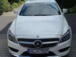 Weiß Gebraucht 2016 Mercedes CLS400 Shooting Brake Kombi | 23.950 €