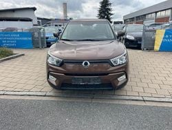 Braun Gebraucht 2017 Ssangyong (KGM) Tivoli Crystal SUV | 9.999 €