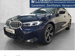 Blau Gebraucht 2024 BMW 330e Shadowline Limousine | 42.890 € (Guter Preis)