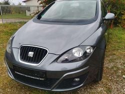 Grau Gebraucht 2015 Seat Altea XL Sun Van / Kleinbus | 4.800 € (Fairer Preis)