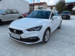 Weiß Gebraucht 2024 Seat Leon Style Limousine | 24.690 € (Superpreis)