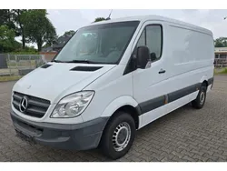 Weiss (metallic) Gebraucht 2007 Mercedes Sprinter Van | 5.499 € (Guter Preis)