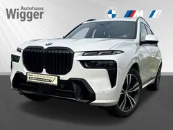 Weiss Gebraucht 2023 BMW X7 M Sport SUV | 82.400 € (Superpreis)