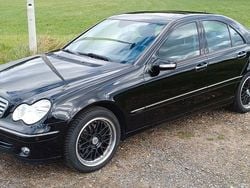Schwarz Gebraucht 2007 Mercedes C180 Elegance Limousine | 4.200 € (Superpreis)