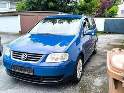 Blau Gebraucht 2005 VW Touran Trendline Van / Kleinbus | 1.500 € (Guter Preis)