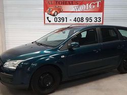 Grün Gebraucht 2006 Ford Focus Fun X Kombi | 1.898 € (Fairer Preis)